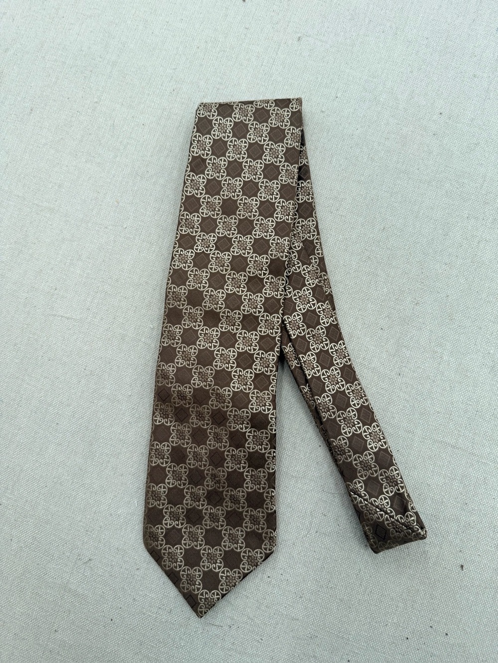 Phat Farm Brown & Cream Geometric Pattern Tie